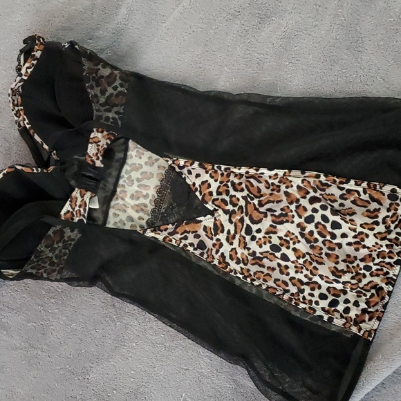 Victoria secret black leopard teddy - Picture 3 of 4